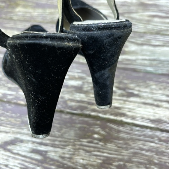 Vintage Prada Slingback Black Velvet Shoes - Size 36.5 Made in Italy - Picture 4 of 9